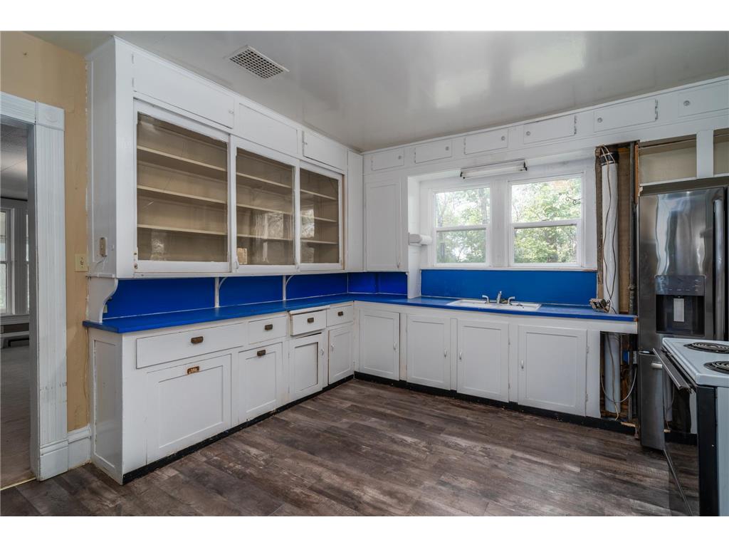 215 Main Avenue N Red Lake Falls MN 56750 6765644 image13