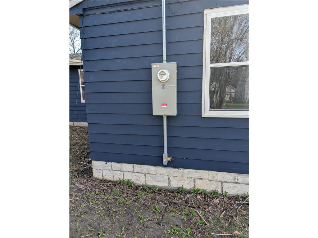 215 N 11th Street Montevideo MN 56265 7056772 image23