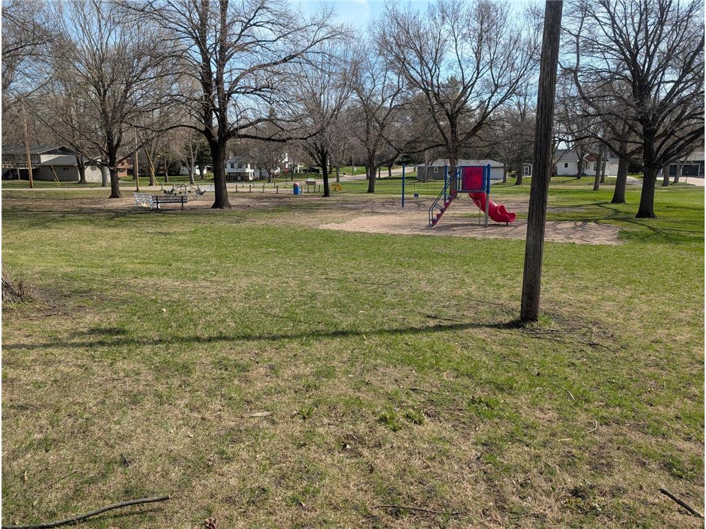 215 N 11th Street Montevideo MN 56265 7056772 image25