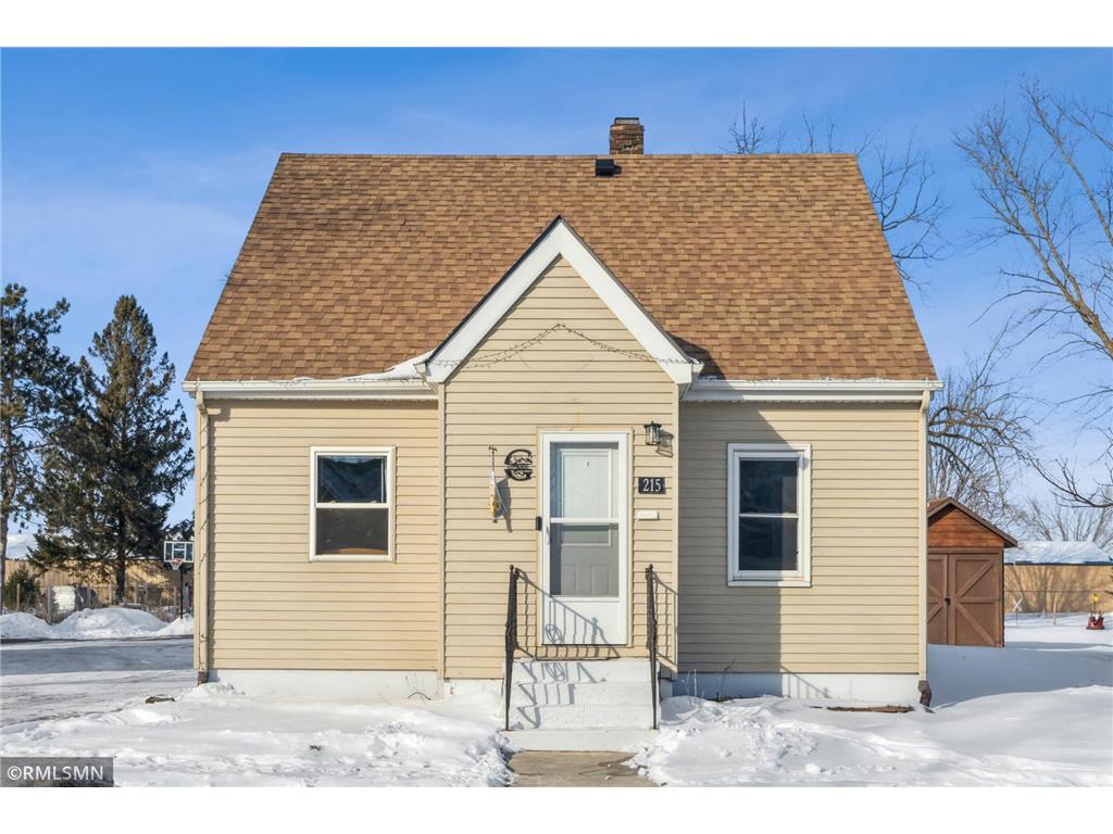 215 N 4th Street New Richmond WI 54017 6672973 image1