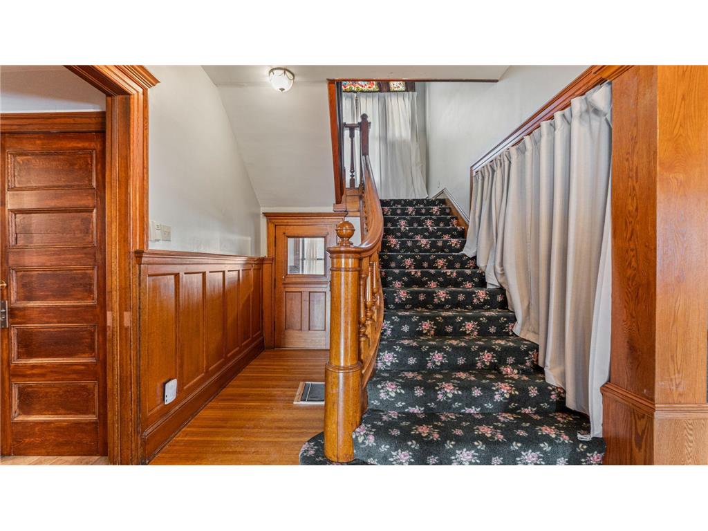 215 S 5th Street Montevideo MN 56265 7009752 image12