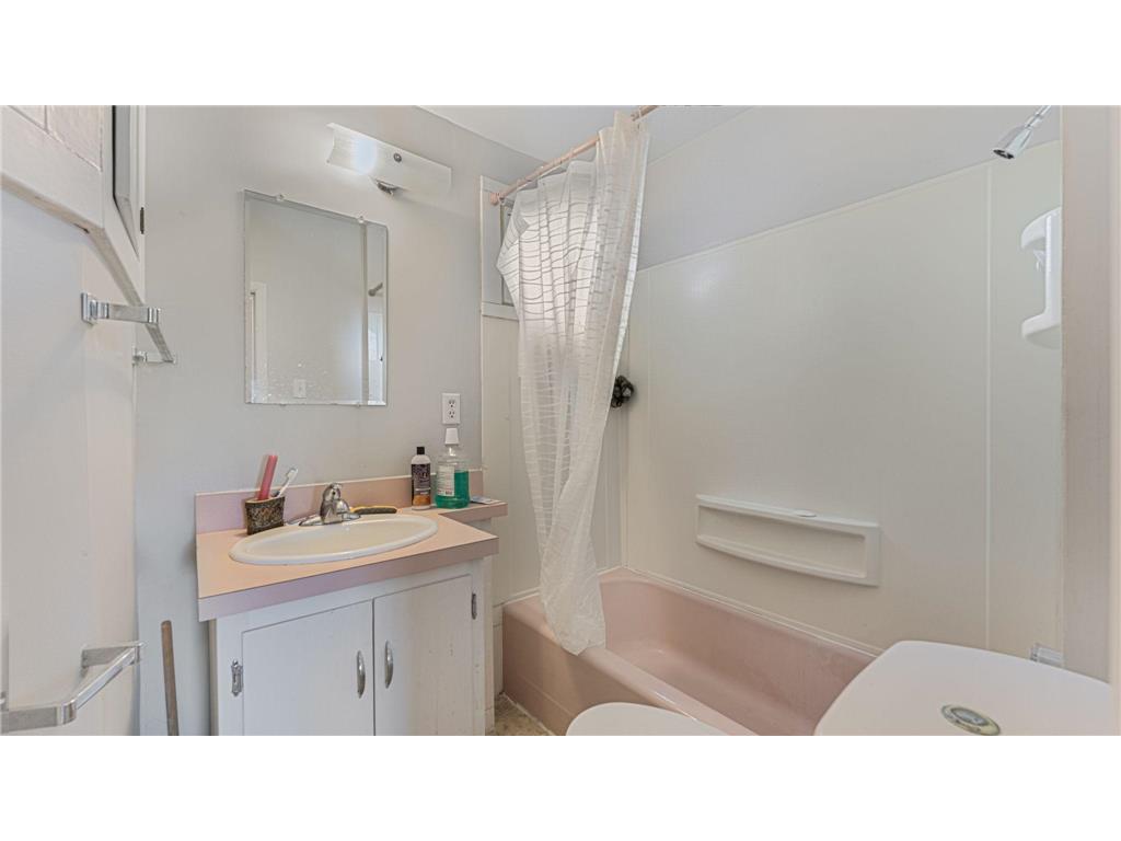 215 S 5th Street Montevideo MN 56265 7009752 image50