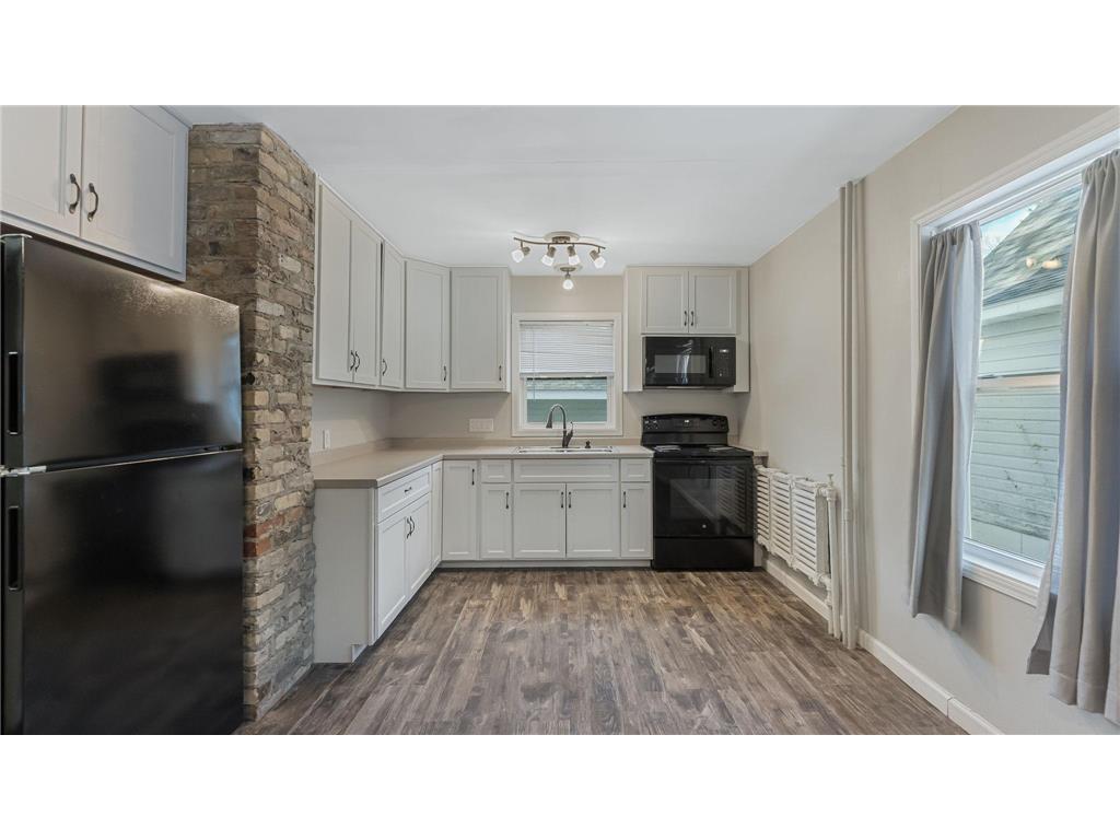 215 S 5th Street Montevideo MN 56265 7009752 image81