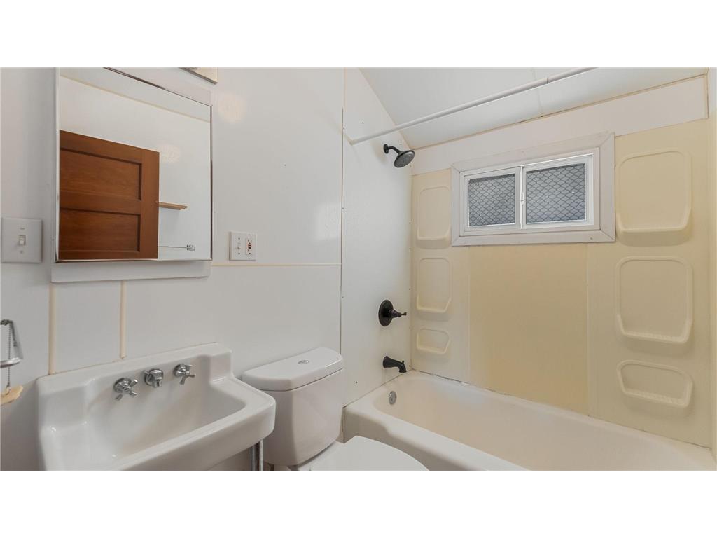 215 S 5th Street Montevideo MN 56265 7009752 image97