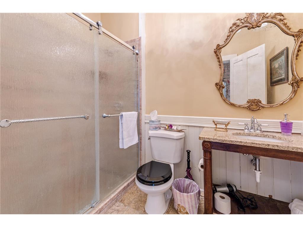 215 N Main Street Alma WI 54610 6773342 image18