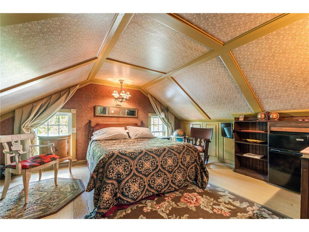 215 N Main Street Alma WI 54610 6773342 image36