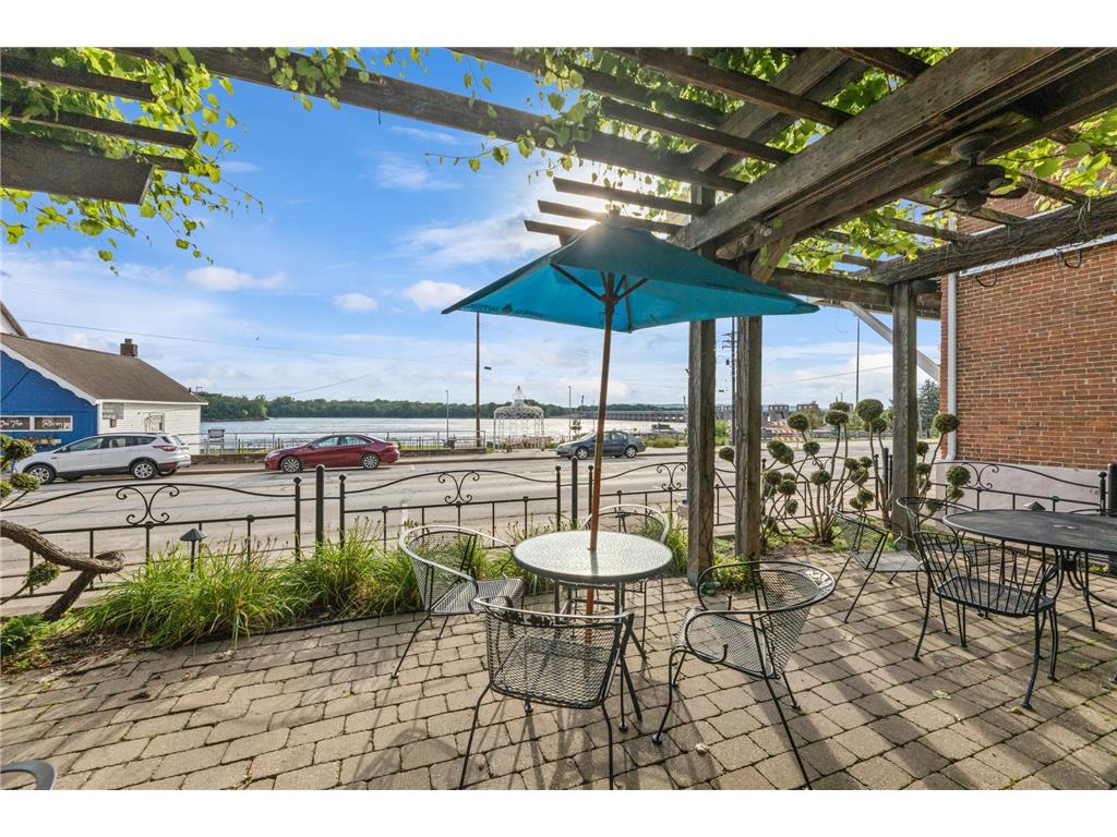 215 N Main Street Alma WI 54610 6773342 image42