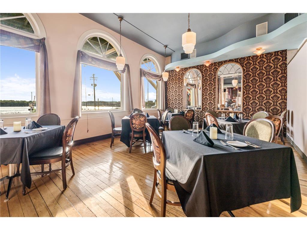 215 N Main Street Alma WI 54610 6773342 image6