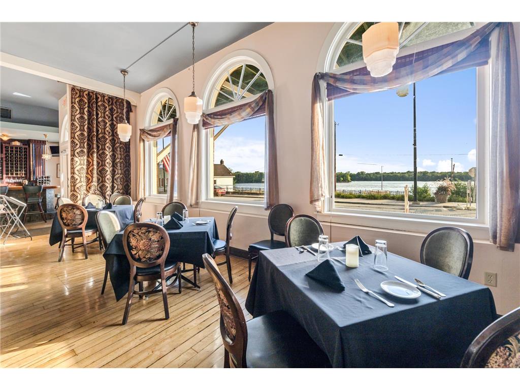 215 N Main Street Alma WI 54610 6773342 image8