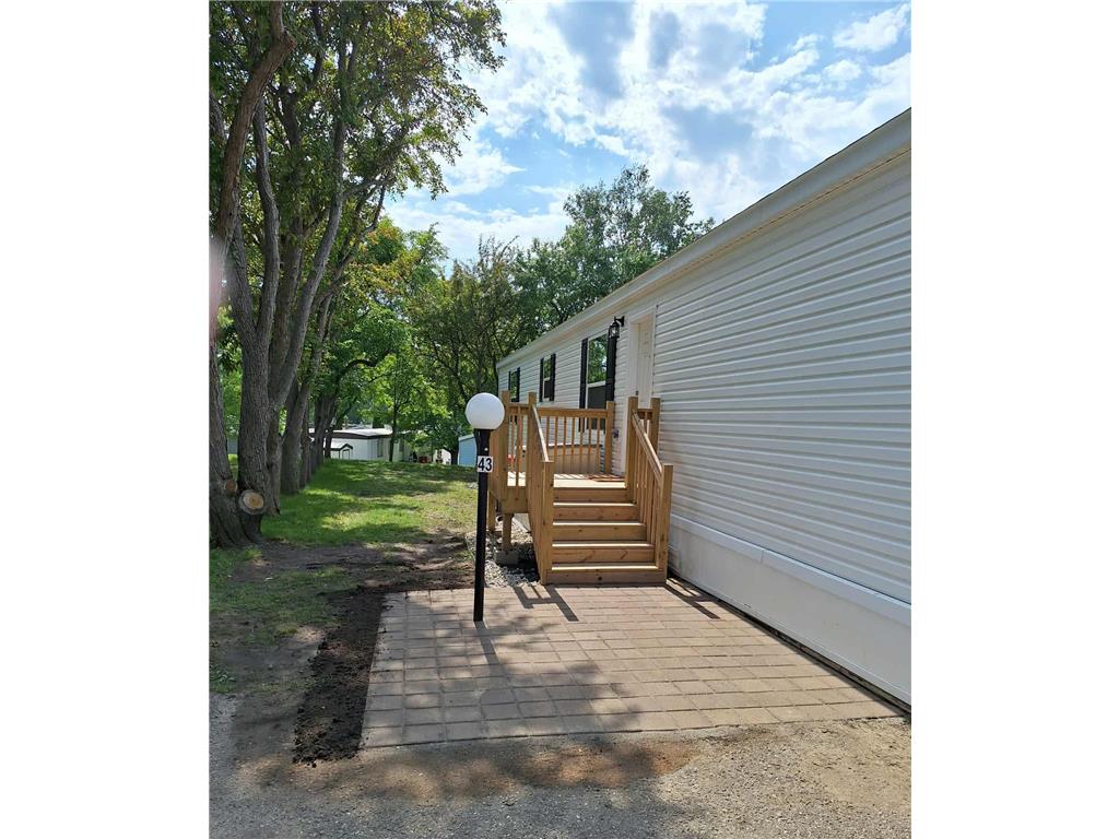 215 N McKay Avenue #43 Alexandria MN 56308 7053626 image3