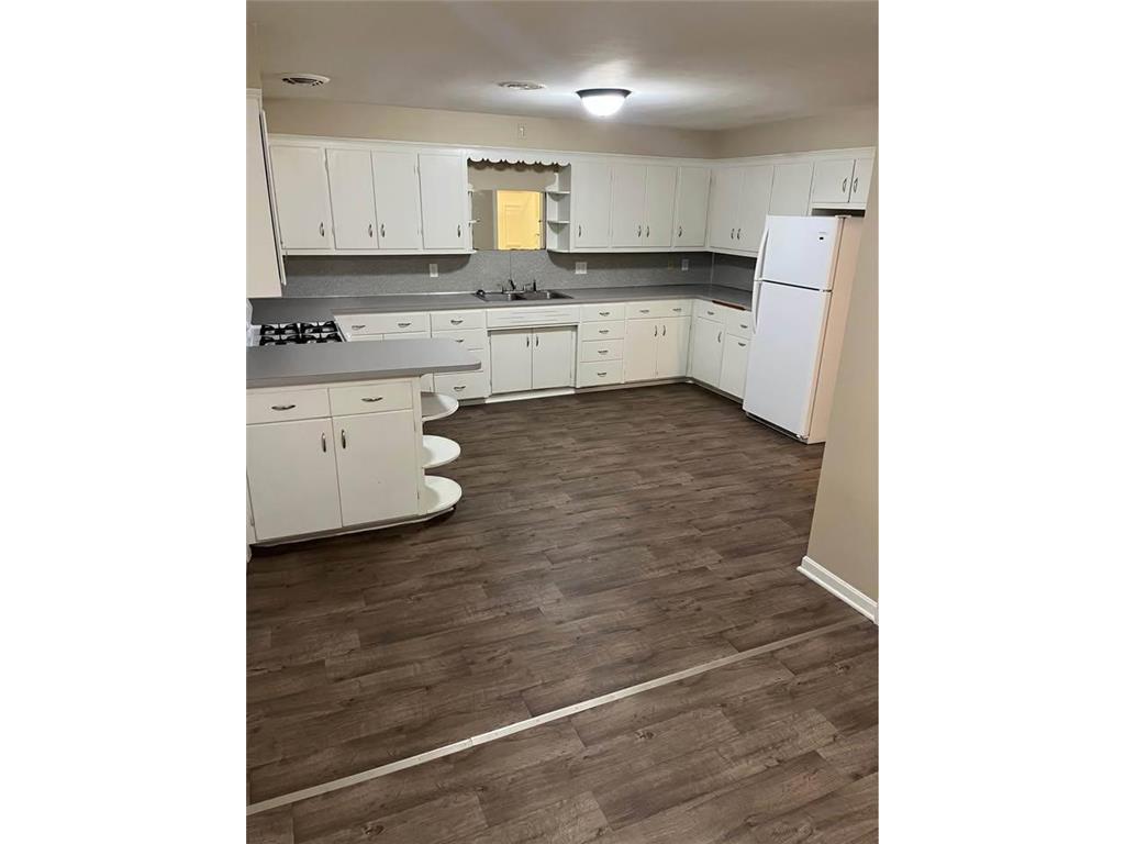 215 N Meridian Street Belle Plaine MN 56011 7072357 image21