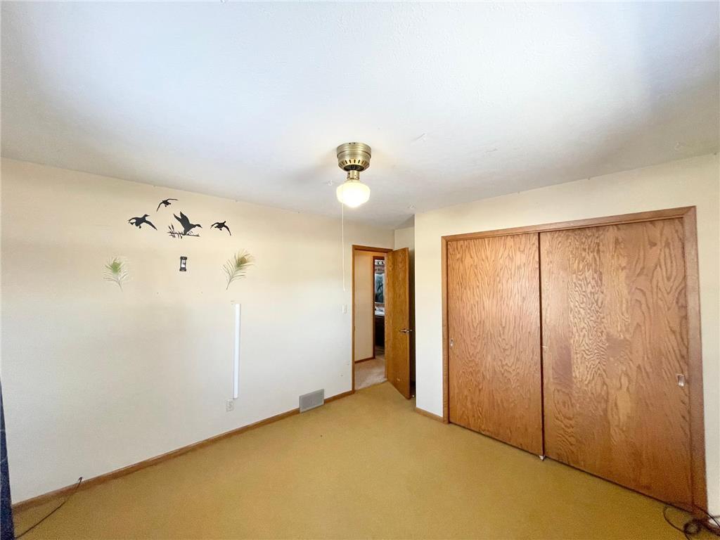 215 N Swain Street Redwood Falls MN 56283 7001654 image23