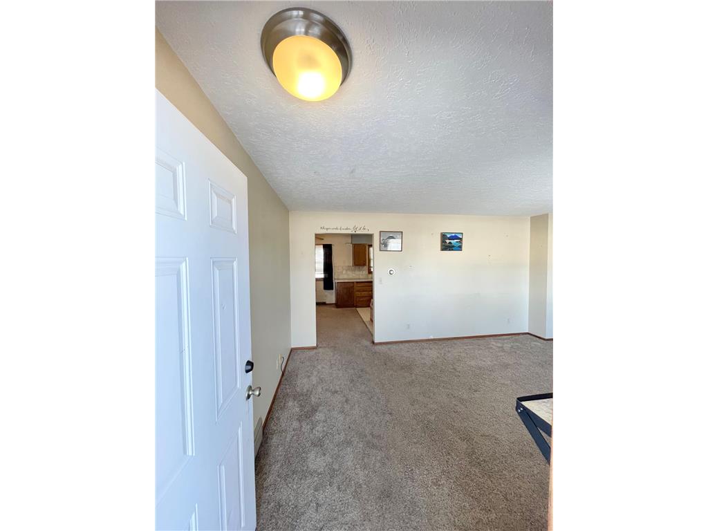 215 N Swain Street Redwood Falls MN 56283 7001654 image3