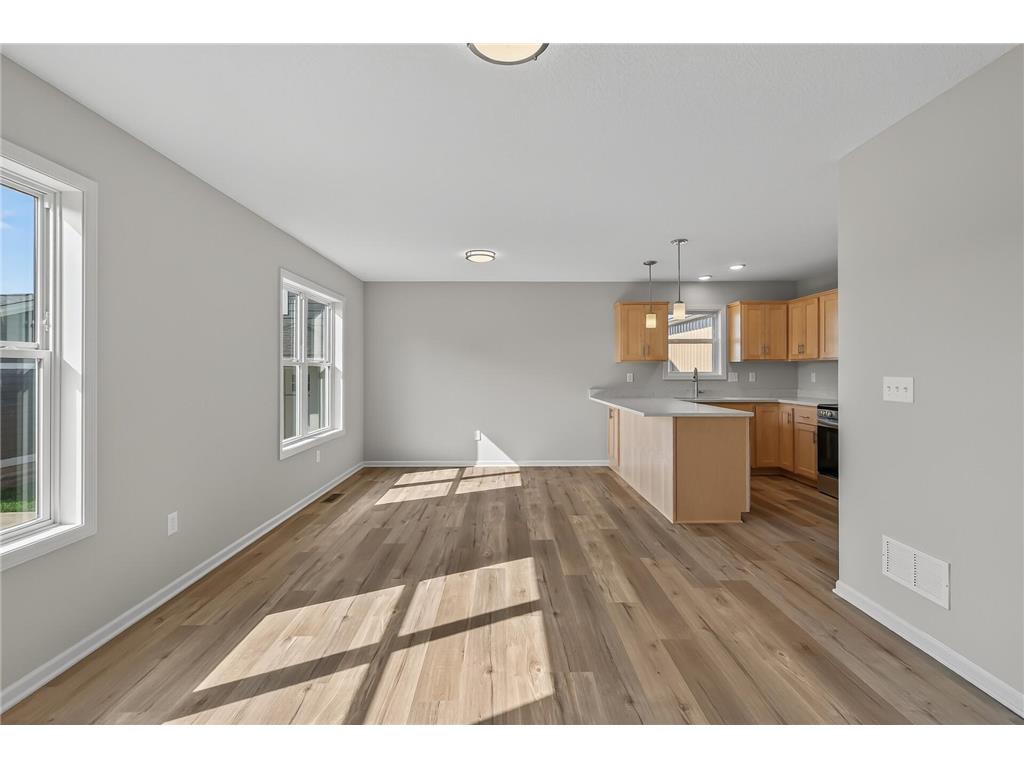 215 N Walnut Street Chaska MN 55318 6787485 image10