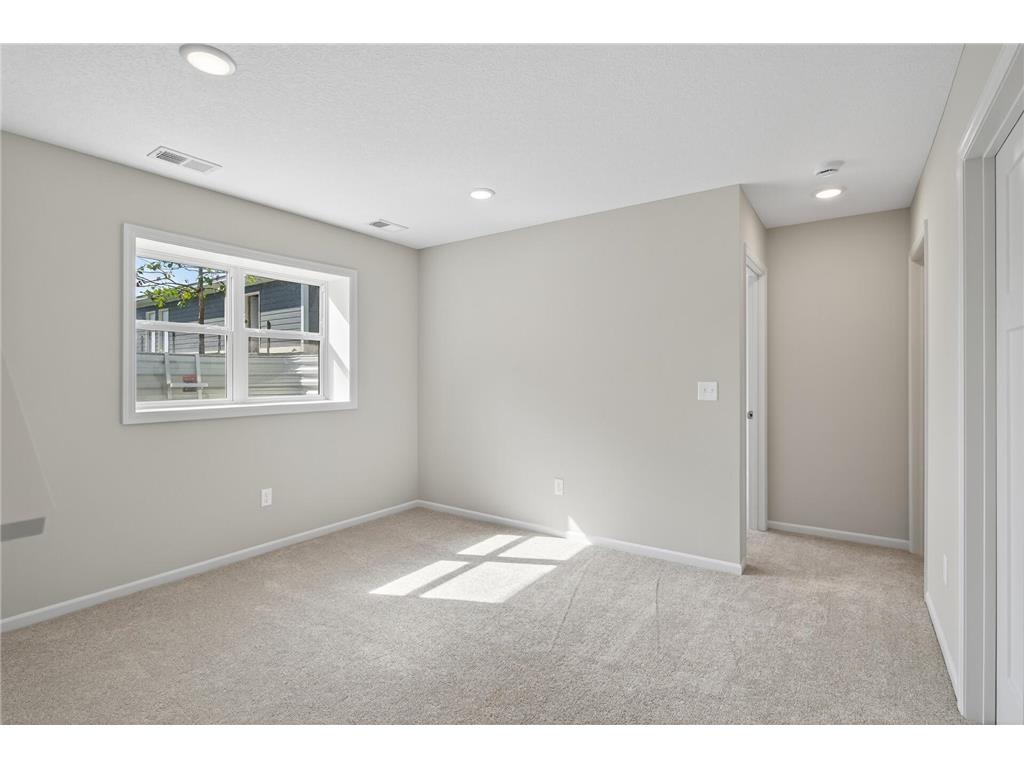 215 N Walnut Street Chaska MN 55318 6787485 image25