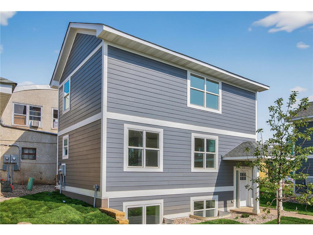 215 N Walnut Street Chaska MN 55318 6787485 image3