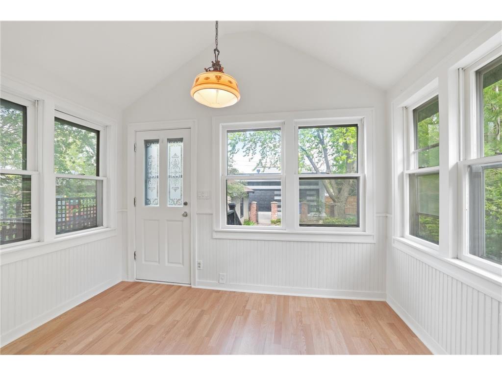 215 Penn Avenue S Minneapolis MN 55405 7066253 image17