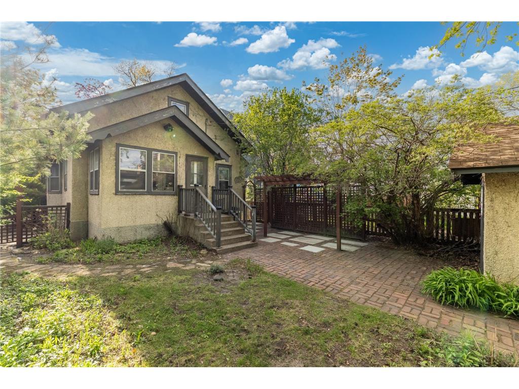 215 Penn Avenue S Minneapolis MN 55405 7066253 image20