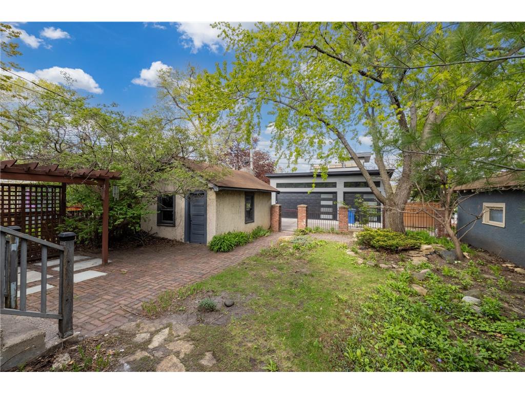 215 Penn Avenue S Minneapolis MN 55405 7066253 image21