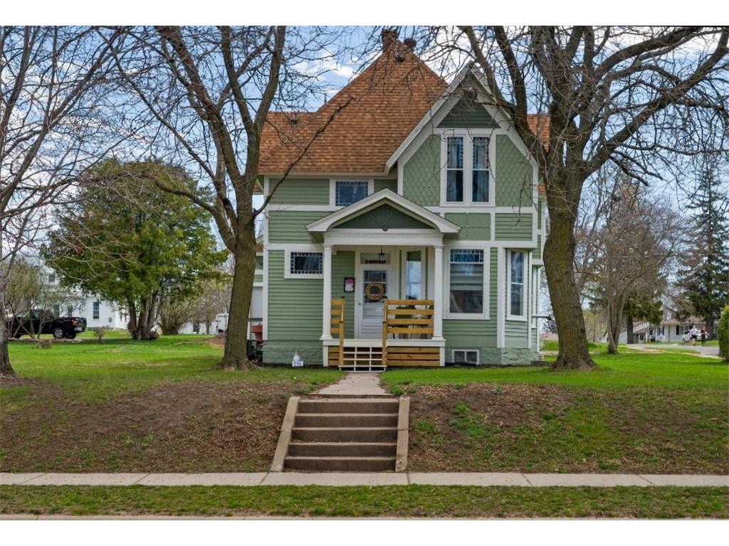 215 S Division Avenue, Spring Grove, MN, 55974 MLS 6518393 Edina