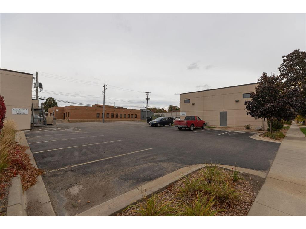 215 S Oak Avenue Owatonna MN 55060 6670283 image10