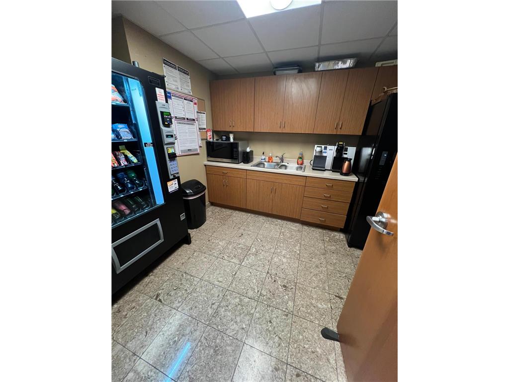 215 S Oak Avenue Owatonna MN 55060 6670283 image21