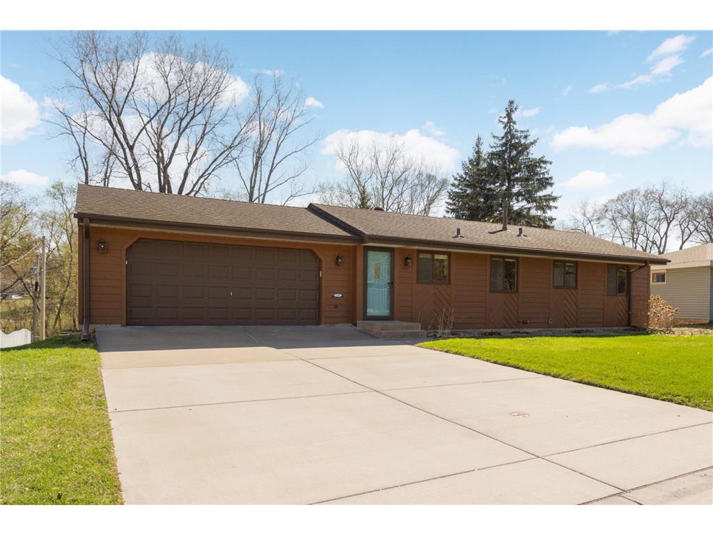 215 Stardust Boulevard Circle Pines MN 55014 7057454 image1