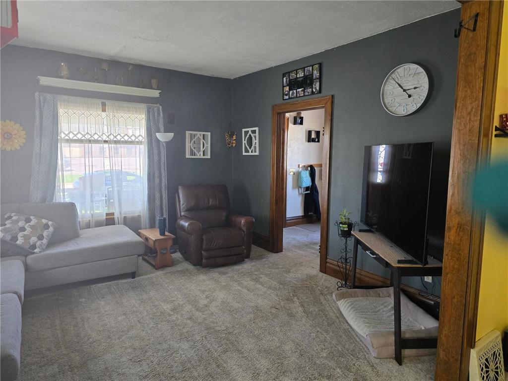 215 W 4th Street Fairmont MN 56031 7081756 image11