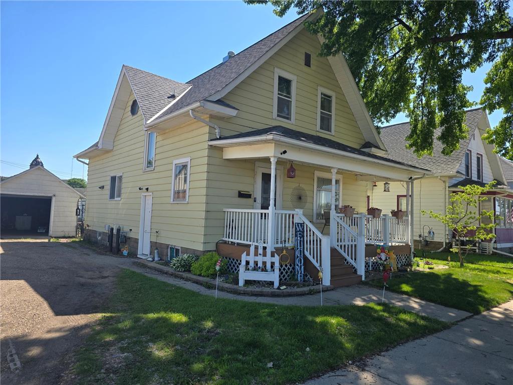 215 W 4th Street Fairmont MN 56031 7081756 image2