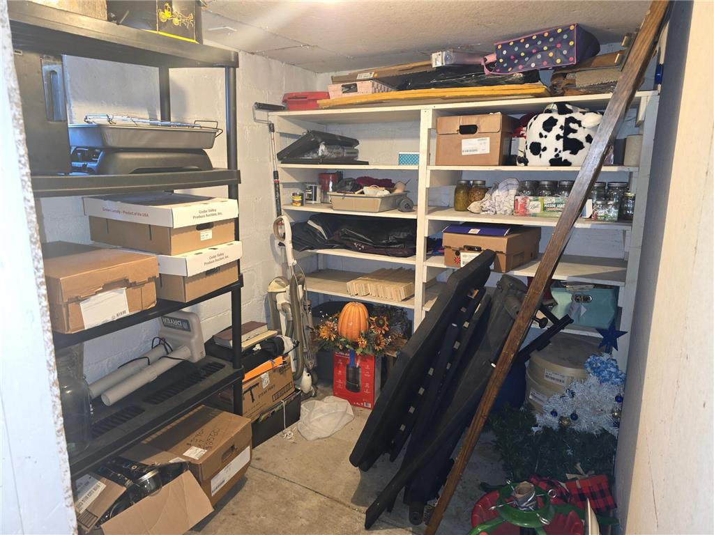 215 W 4th Street Fairmont MN 56031 7081756 image29