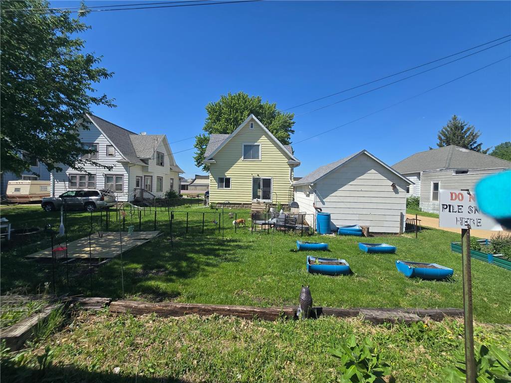 215 W 4th Street Fairmont MN 56031 7081756 image3