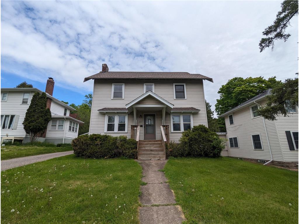 215 W Arrowhead Road Duluth MN 55803 7025810 image1