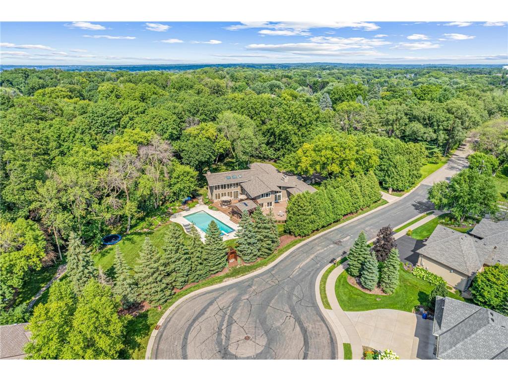 2150 Crestview Drive Chanhassen MN 55331 7060190 image10