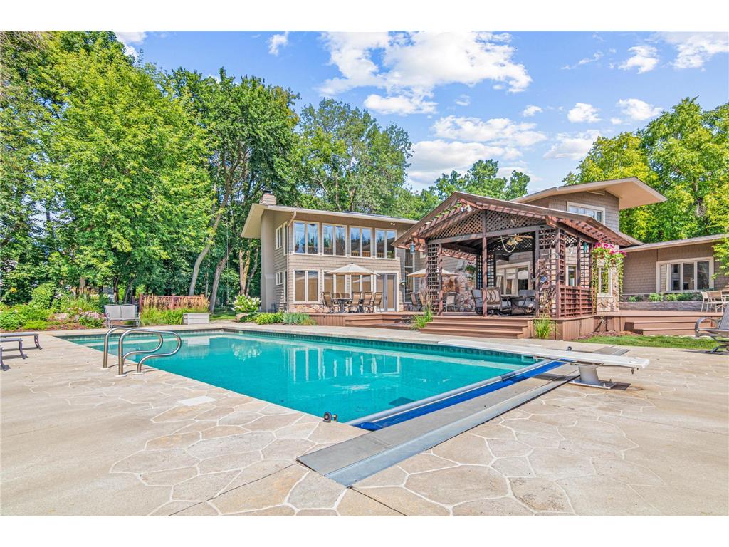 2150 Crestview Drive Chanhassen MN 55331 7060190 image12