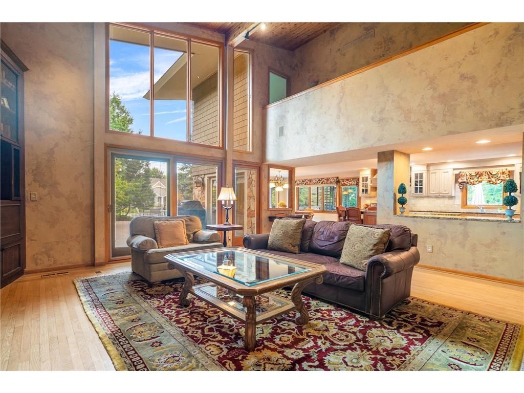 2150 Crestview Drive Chanhassen MN 55331 7060190 image18
