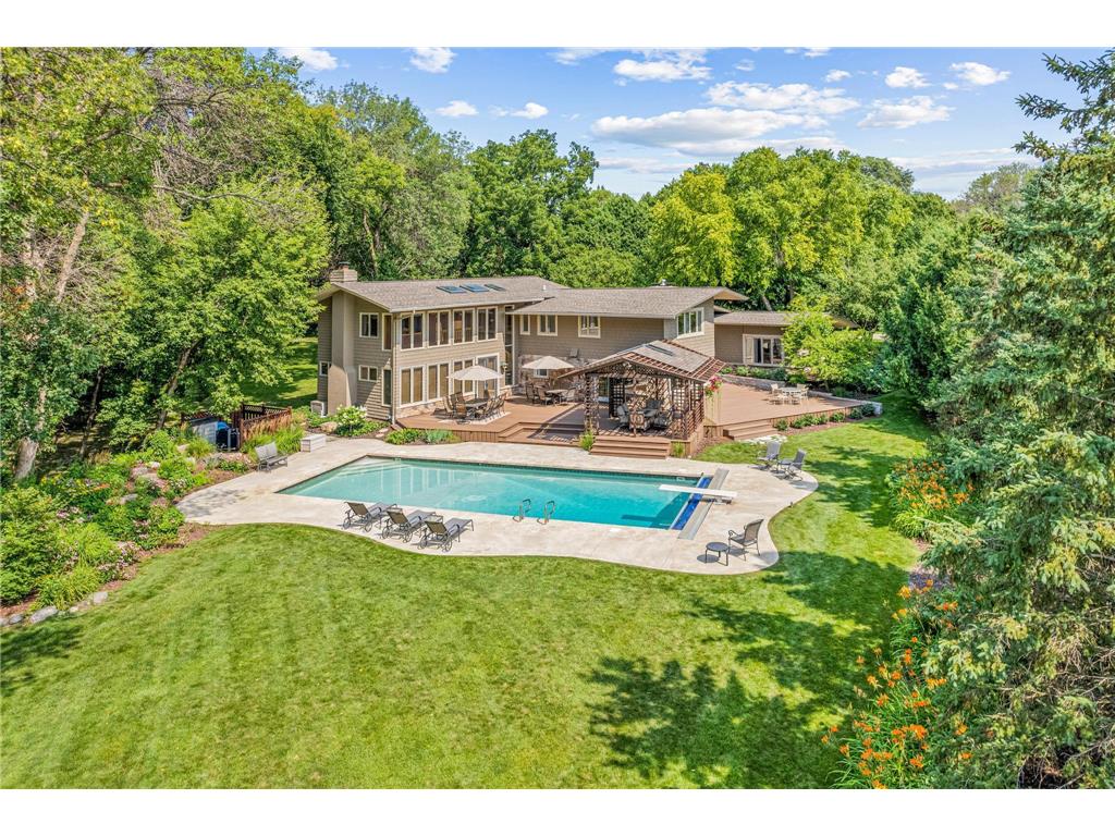 2150 Crestview Drive Chanhassen MN 55331 7060190 image6