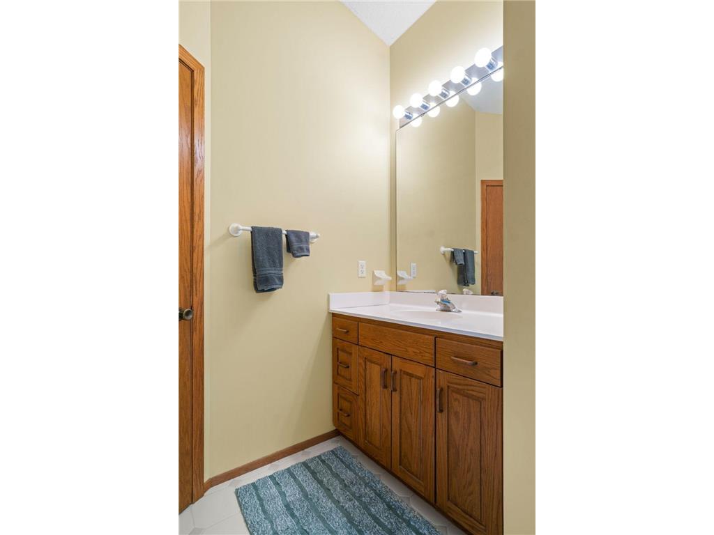 2150 Crestview Drive Chanhassen MN 55331 7060190 image63