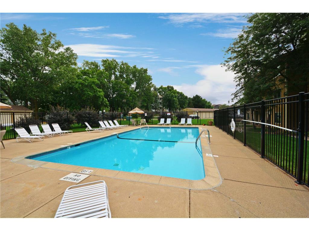 2150 Ridge Drive #24 Saint Louis Park MN 55416 7051261 image1