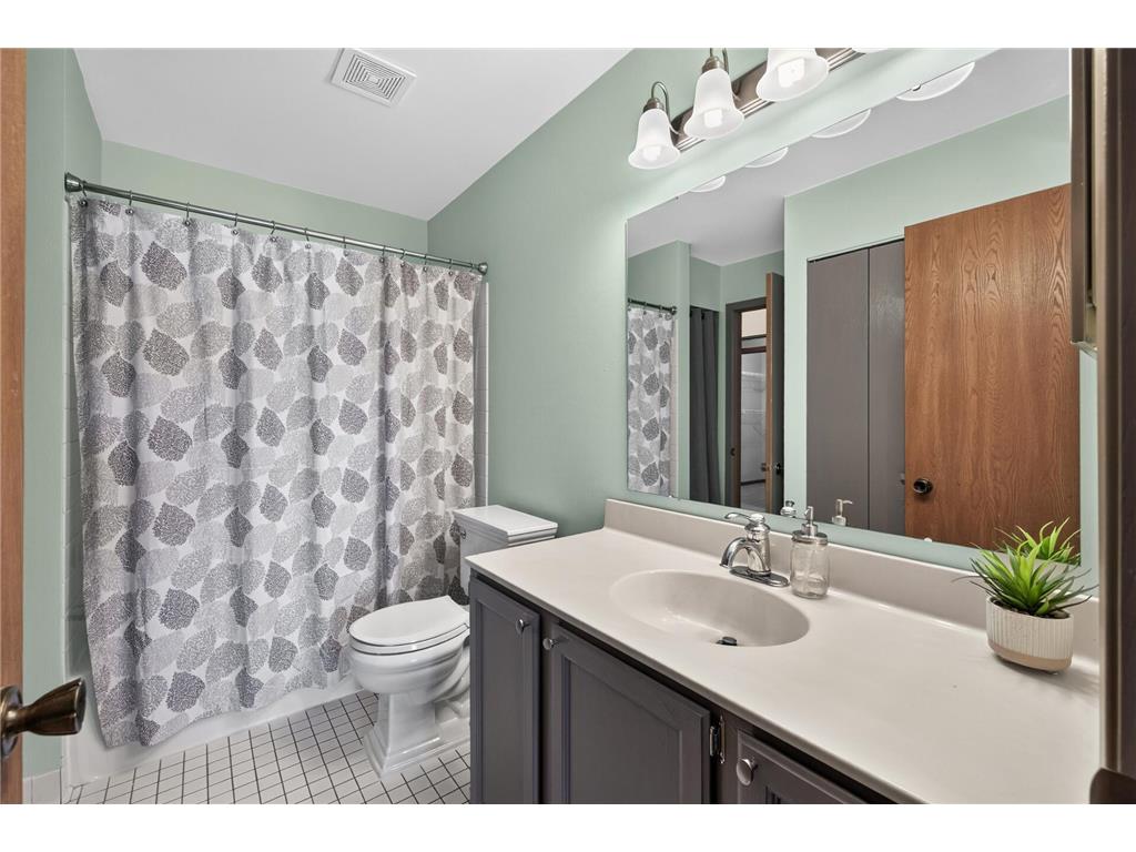 2150 Ridge Drive #36 Saint Louis Park MN 55416 7110851 image16