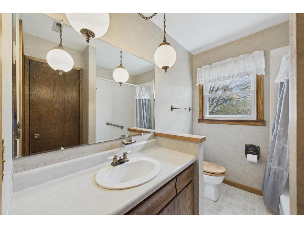 2151 150th Street New Richmond WI 54017 6817685 image24