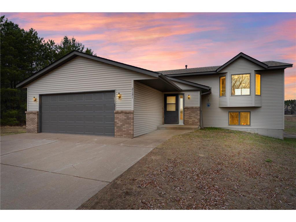 2151 261st Avenue NE Isanti MN 55040 6699032 image1