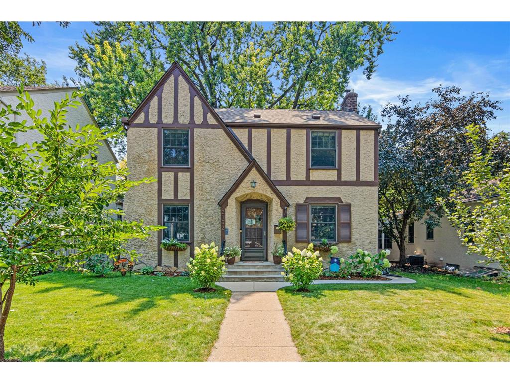 2152 Juno Avenue Saint Paul MN 55116 6761110 image1