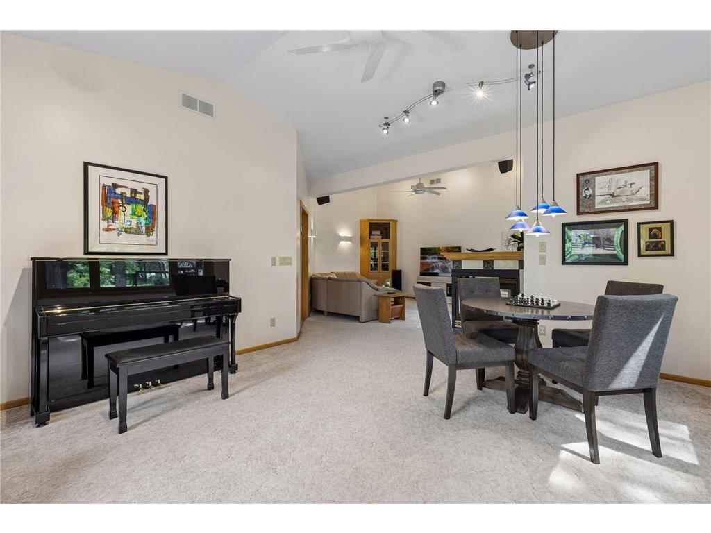 21527 Homestead Trail Corcoran MN 55340 7086076 image10