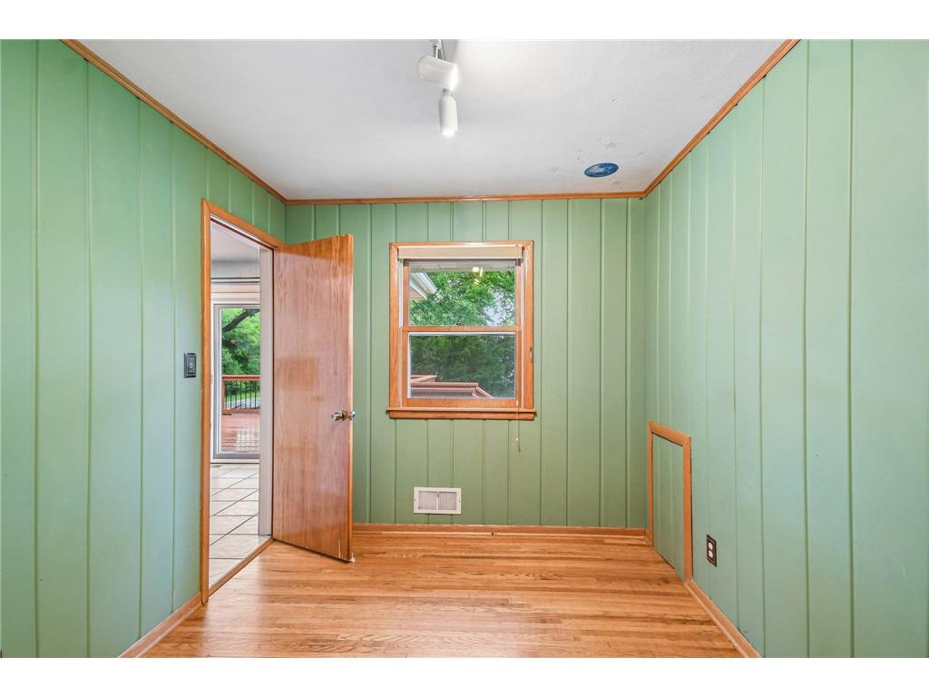 2154 William Street Roseville MN 55113 7082806 image11