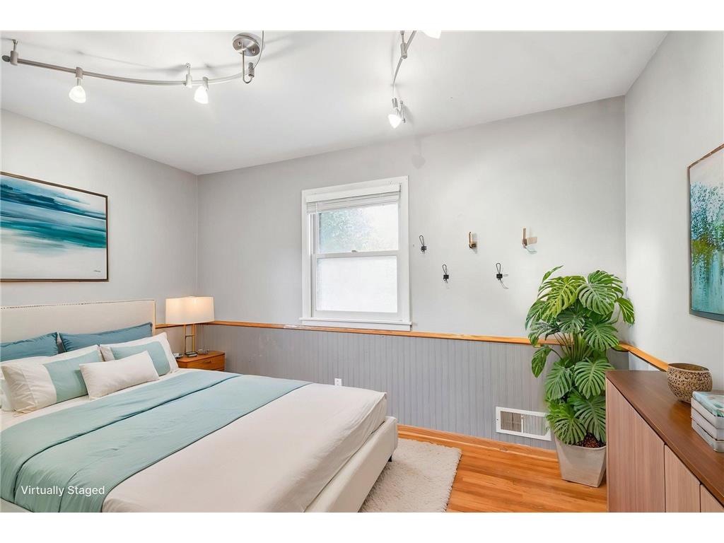 2154 William Street Roseville MN 55113 7082806 image17