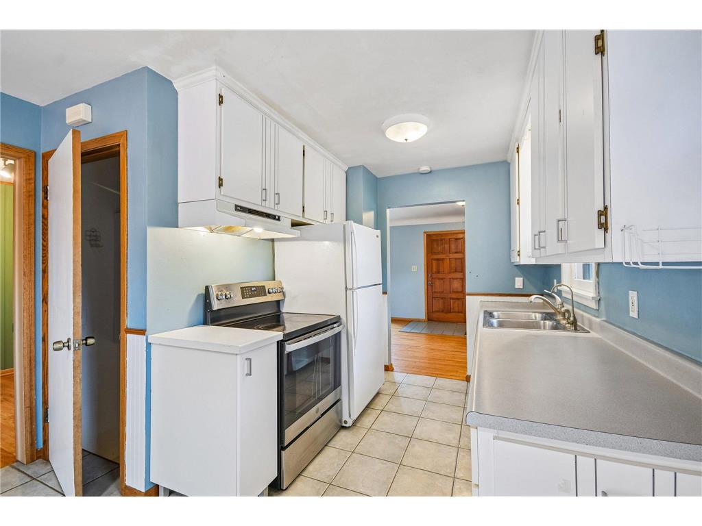 2154 William Street Roseville MN 55113 7082806 image8