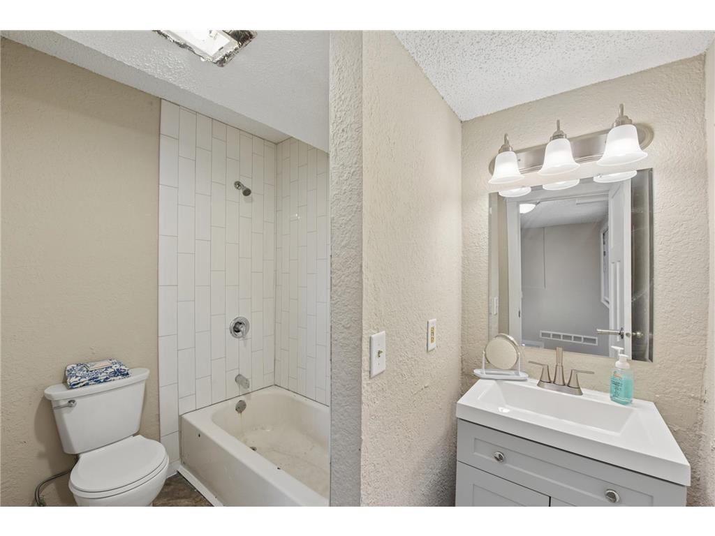 2155 Reaney Avenue E Saint Paul MN 55119 7049464 image17