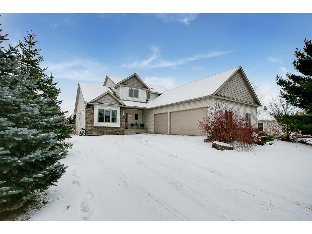 2155 Woodcrest Drive, Woodbury, MN, 55129 MLS 4896870 Edina Realty