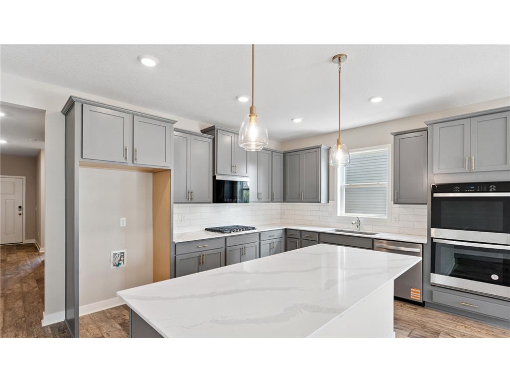 2156 Bluff Heights Drive Shakopee MN 55379 7088315 image3