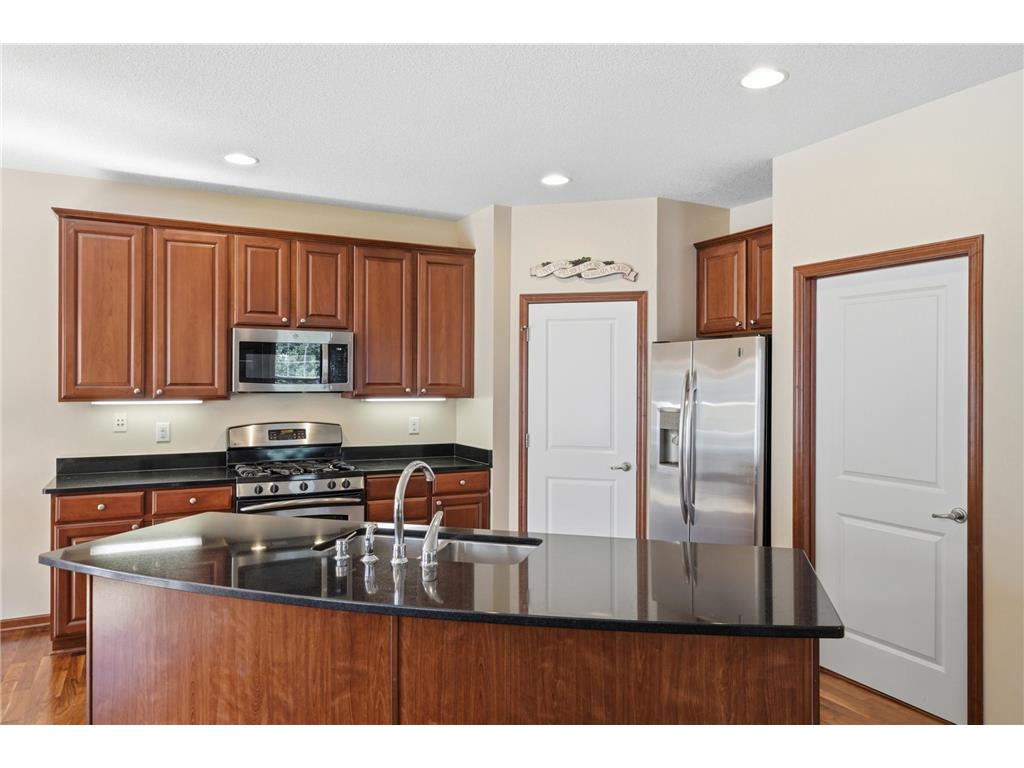 2156 Cedar Grove Trail Eagan MN 55122 7046375 image4